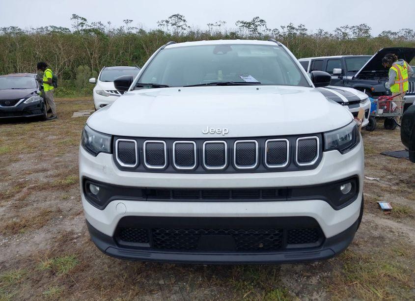 Photo 12 of 2022 Jeep Compass LATITUDE FWD (VIN 3C4NJCBB8NT228857)