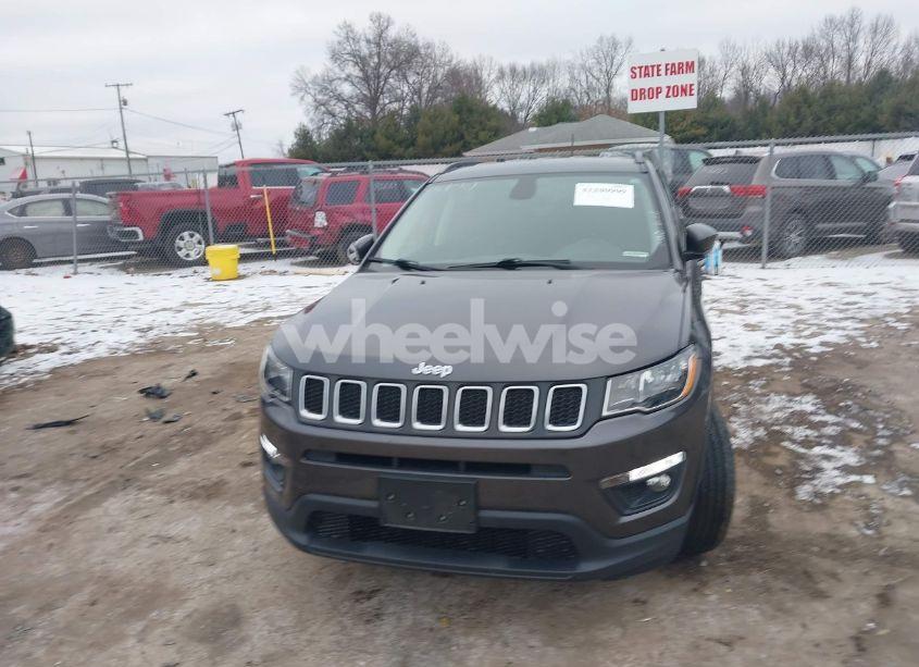 Photo 12 of 2017 Jeep New COMPASS LATITUDE FWD (VIN 3C4NJCBB9HT682278)