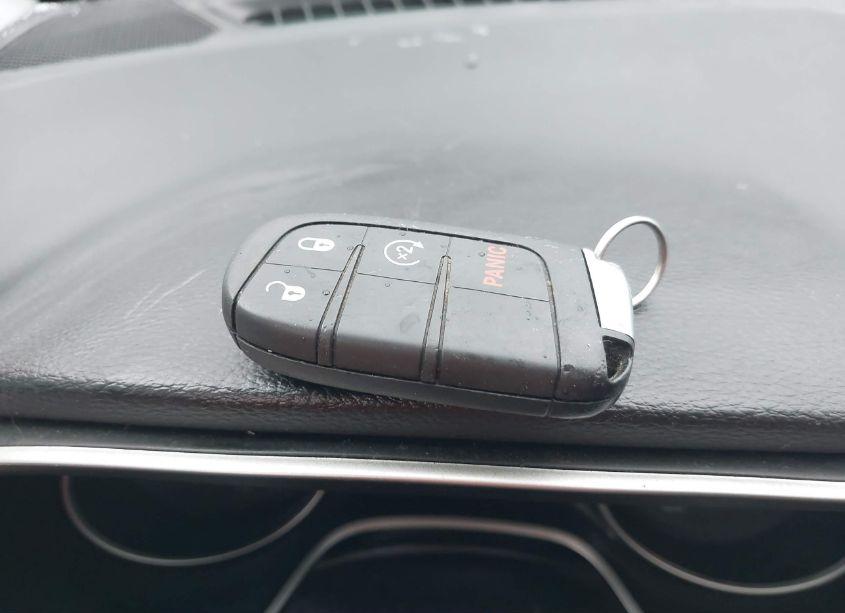 Photo 11 of 2018 Jeep Compass LATITUDE FWD (VIN 3C4NJCBB9JT233611)