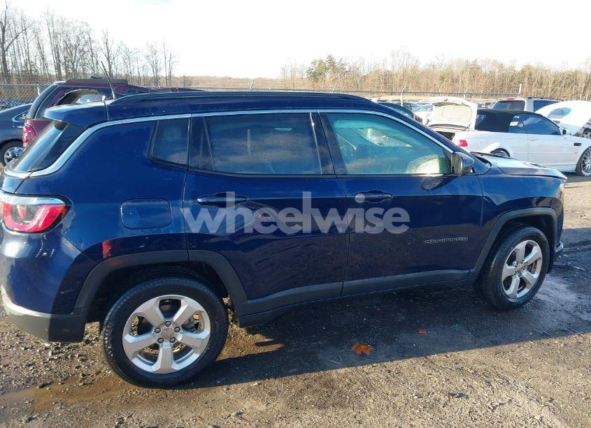 Photo 13 of 2018 Jeep Compass LATITUDE FWD (VIN 3C4NJCBB9JT368863)