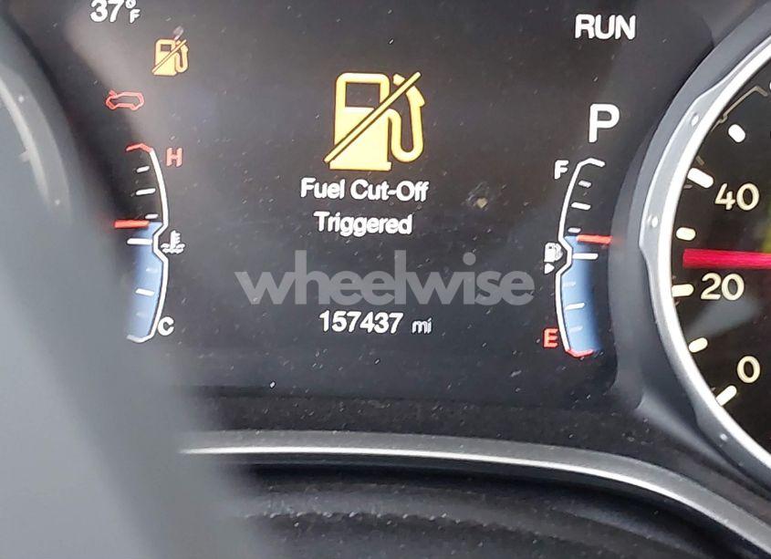 Photo 15 of 2018 Jeep Compass LATITUDE FWD (VIN 3C4NJCBB9JT368863)