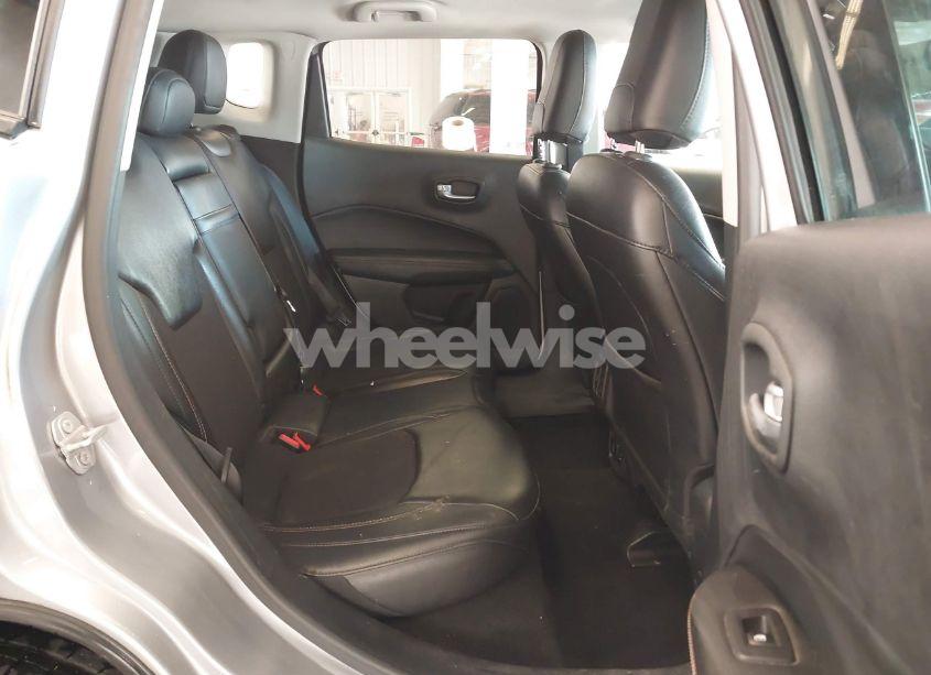 Photo 8 of 2018 Jeep Compass LATITUDE FWD (VIN 3C4NJCBB9JT462130)