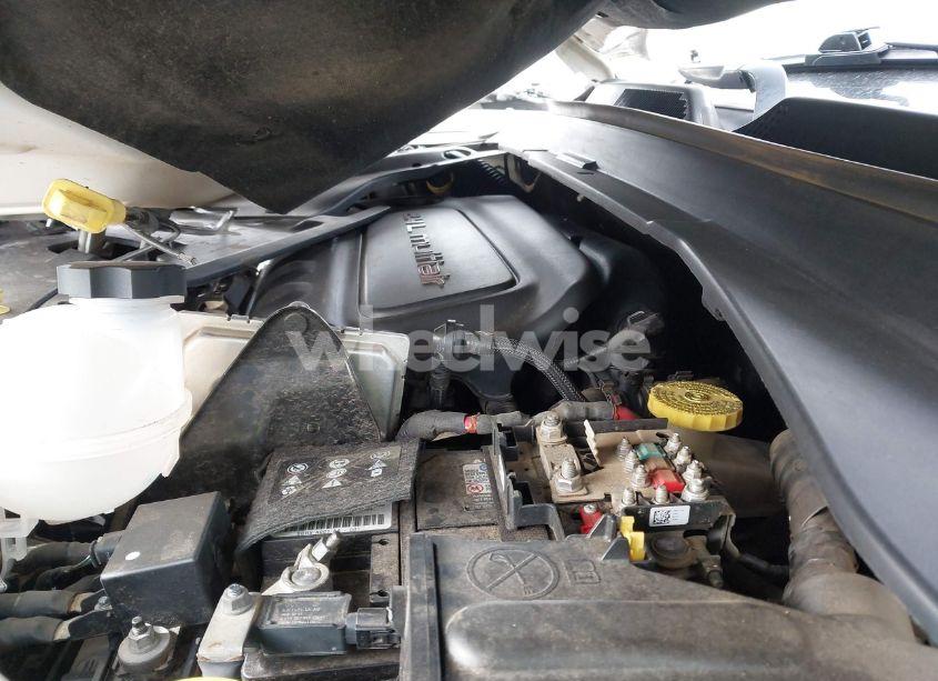 Photo 10 of 2019 Jeep Compass LATITUDE FWD (VIN 3C4NJCBB9KT654889)