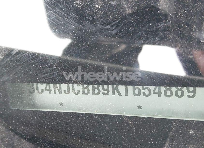 Photo 9 of 2019 Jeep Compass LATITUDE FWD (VIN 3C4NJCBB9KT654889)