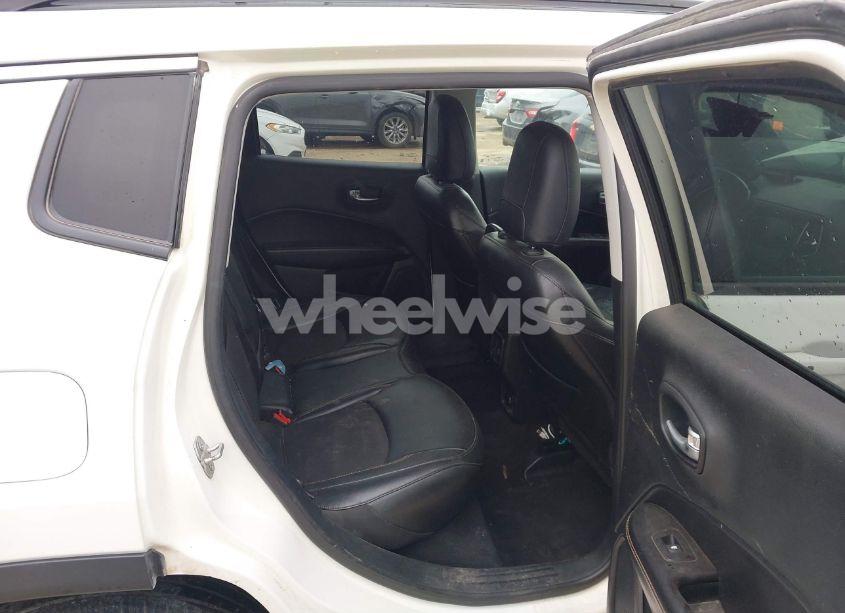 Photo 8 of 2020 Jeep Compass LATITUDE FWD (VIN 3C4NJCBB9LT108501)