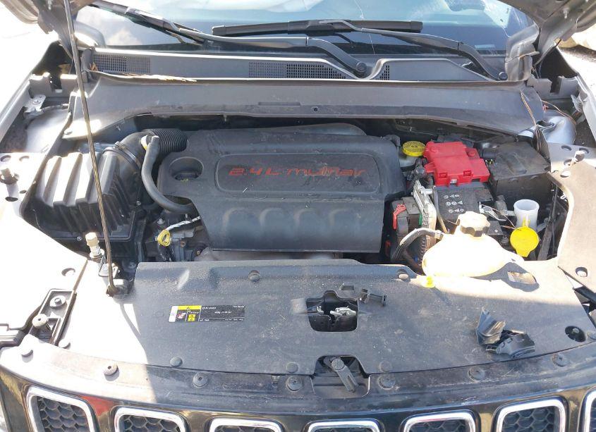 Photo 10 of 2021 Jeep Compass LATITUDE FWD (VIN 3C4NJCBB9MT523223)