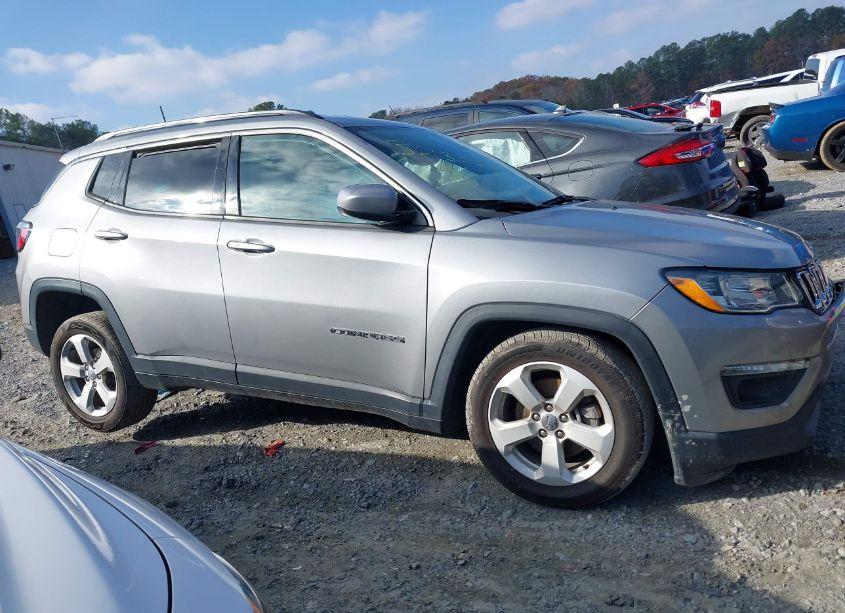 Photo 13 of 2021 Jeep Compass LATITUDE FWD (VIN 3C4NJCBB9MT523223)