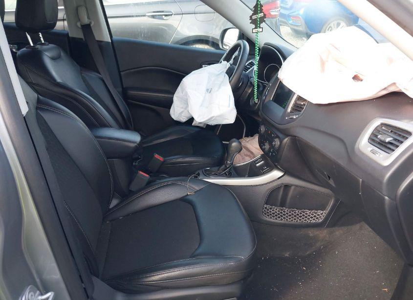 Photo 5 of 2021 Jeep Compass LATITUDE FWD (VIN 3C4NJCBB9MT523223)