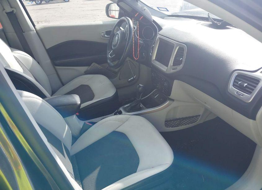 Photo 5 of 2018 Jeep Compass LATITUDE FWD (VIN 3C4NJCBBXJT102848)