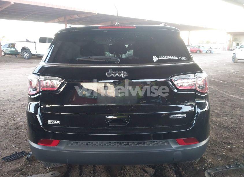 Photo 17 of 2018 Jeep Compass LATITUDE FWD (VIN 3C4NJCBBXJT467997)