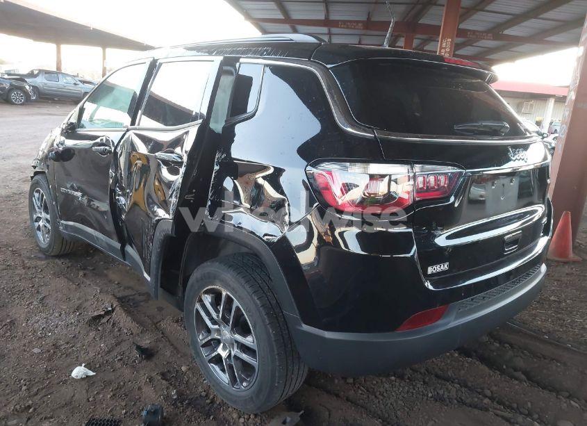 Photo 3 of 2018 Jeep Compass LATITUDE FWD (VIN 3C4NJCBBXJT467997)