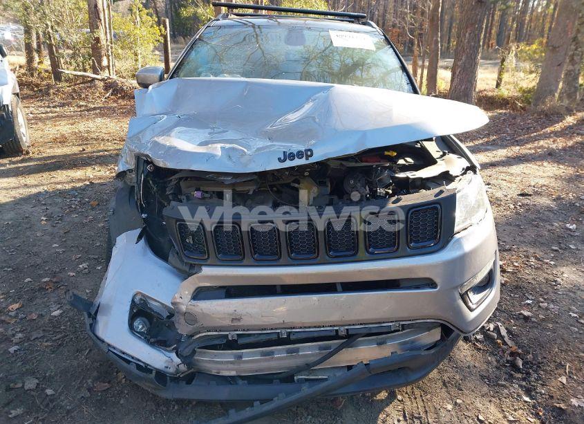 Photo 12 of 2019 Jeep Compass ALTITUDE FWD (VIN 3C4NJCBBXKT636840)