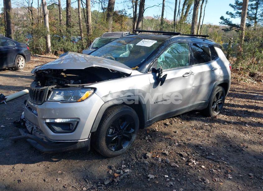 Photo 2 of 2019 Jeep Compass ALTITUDE FWD (VIN 3C4NJCBBXKT636840)