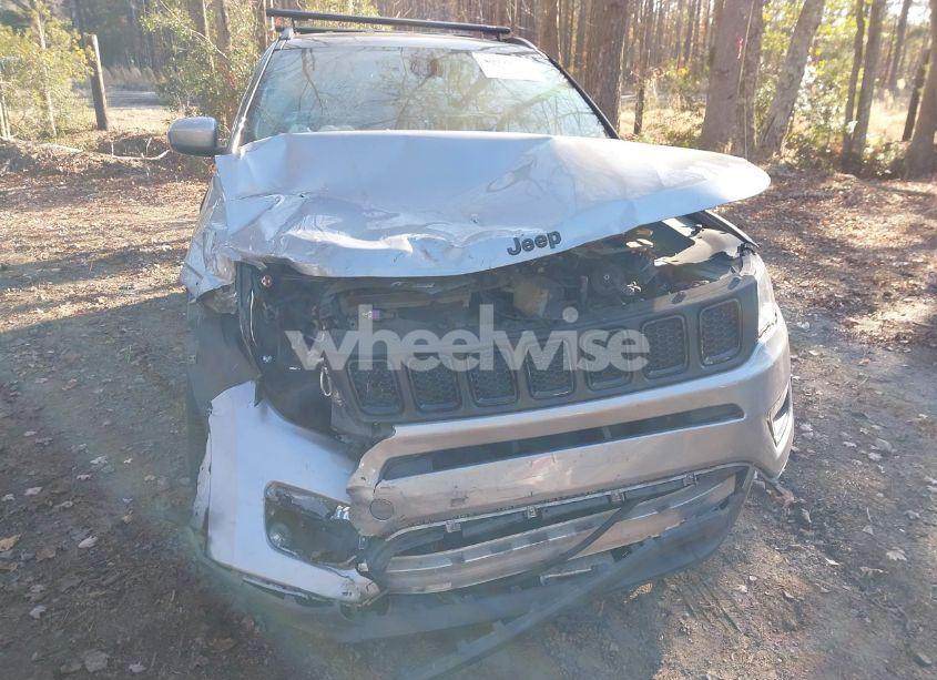 Photo 6 of 2019 Jeep Compass ALTITUDE FWD (VIN 3C4NJCBBXKT636840)