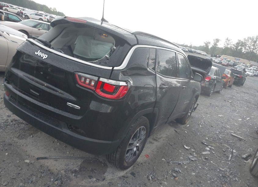 Photo 4 of 2020 Jeep Compass SUN AND WHEEL FWD (VIN 3C4NJCBBXLT212561)