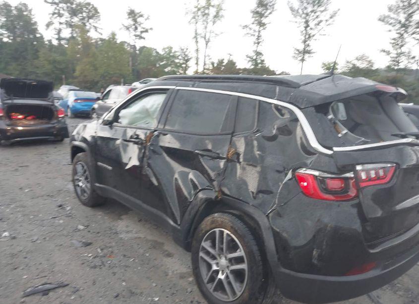 Photo 6 of 2020 Jeep Compass SUN AND WHEEL FWD (VIN 3C4NJCBBXLT212561)