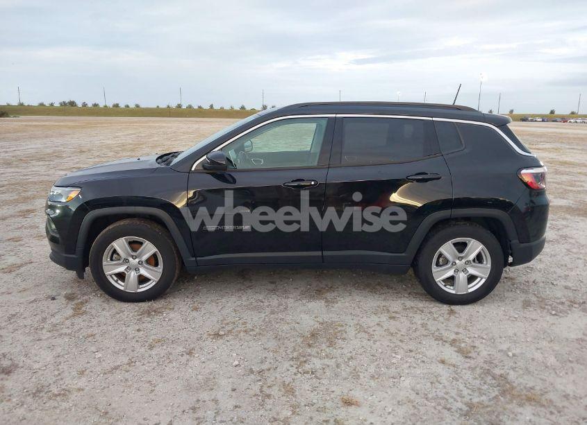 Photo 14 of 2022 Jeep Compass LATITUDE FWD (VIN 3C4NJCBBXNT155765)