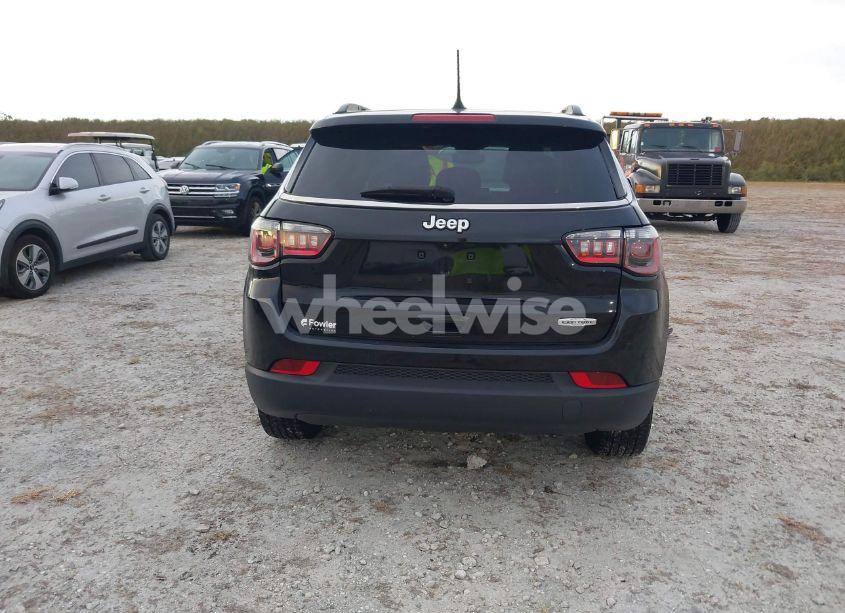 Photo 16 of 2022 Jeep Compass LATITUDE FWD (VIN 3C4NJCBBXNT155765)