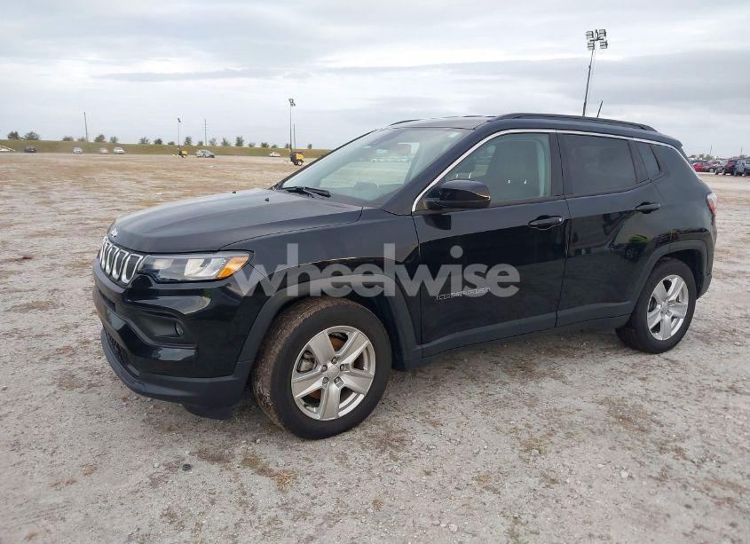 Photo 2 of 2022 Jeep Compass LATITUDE FWD (VIN 3C4NJCBBXNT155765)