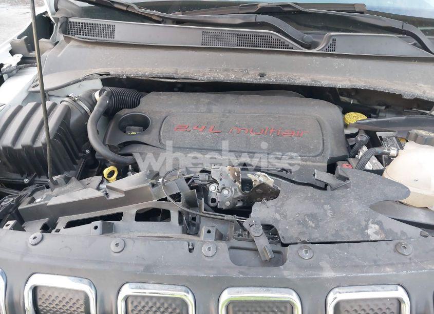 Photo 10 of 2022 Jeep Compass LATITUDE FWD (VIN 3C4NJCBBXNT177846)