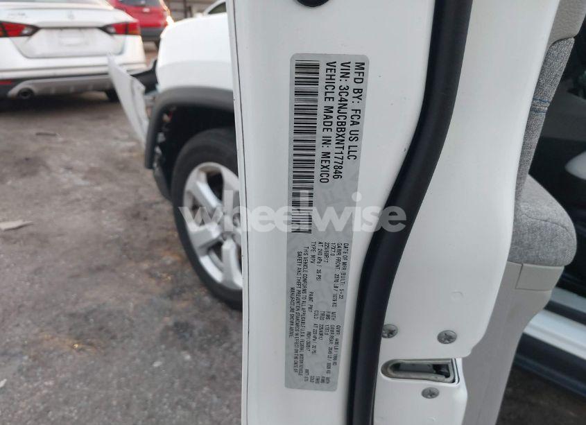 Photo 9 of 2022 Jeep Compass LATITUDE FWD (VIN 3C4NJCBBXNT177846)