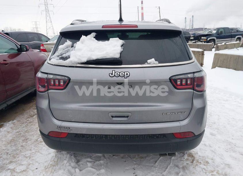 Photo 16 of 2019 Jeep Compass LIMITED FWD (VIN 3C4NJCCB0KT819355)