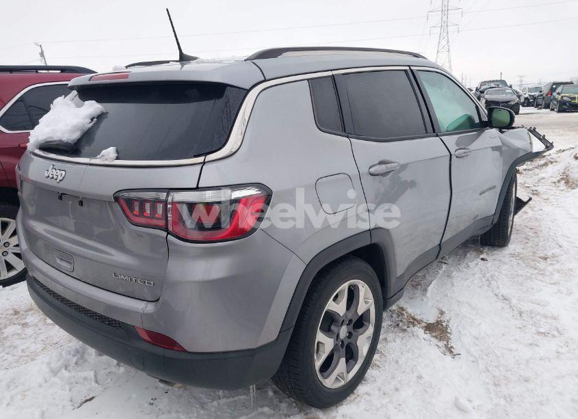 Photo 4 of 2019 Jeep Compass LIMITED FWD (VIN 3C4NJCCB0KT819355)