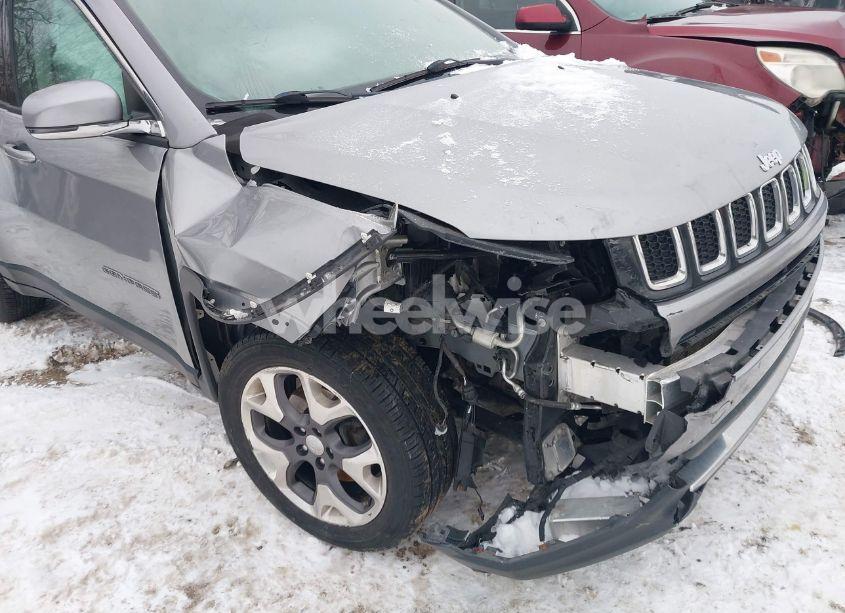 Photo 6 of 2019 Jeep Compass LIMITED FWD (VIN 3C4NJCCB0KT819355)