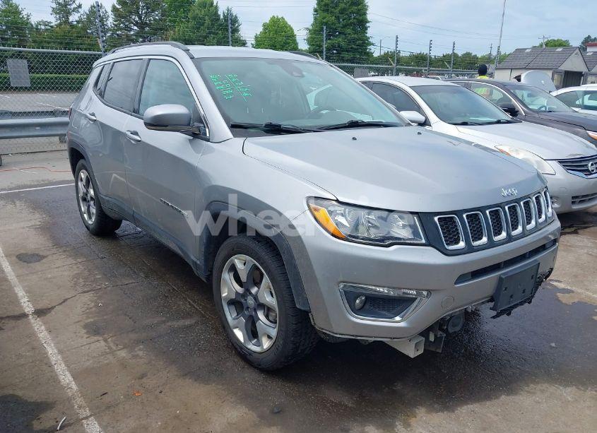 2021 Jeep Compass LIMITED FWD (VIN 3C4NJCCB0MT573569) main photo