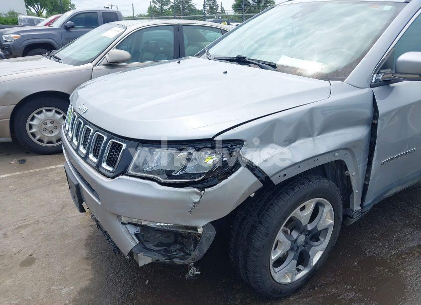 Photo 18 of 2021 Jeep Compass LIMITED FWD (VIN 3C4NJCCB0MT573569)