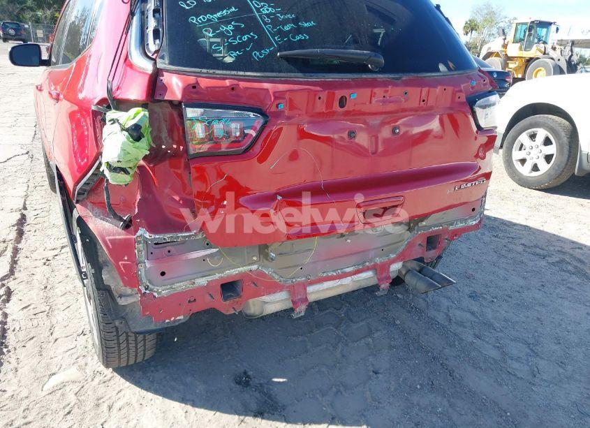 Photo 6 of 2019 Jeep Compass LIMITED FWD (VIN 3C4NJCCB1KT662659)