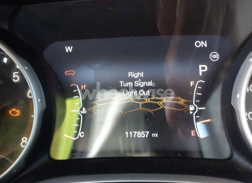 Photo 7 of 2019 Jeep Compass LIMITED FWD (VIN 3C4NJCCB1KT662659)