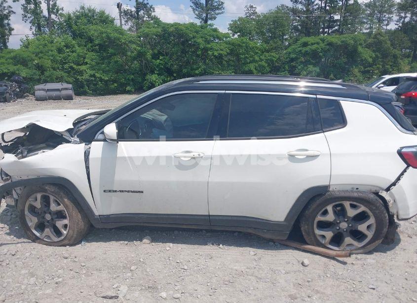 Photo 14 of 2019 Jeep Compass LIMITED FWD (VIN 3C4NJCCB1KT711312)