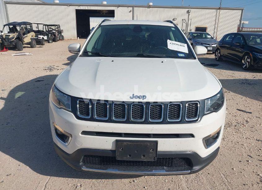 Photo 12 of 2020 Jeep Compass LIMITED FWD (VIN 3C4NJCCB1LT123329)