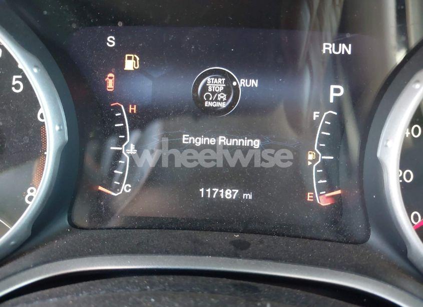 Photo 15 of 2020 Jeep Compass LIMITED FWD (VIN 3C4NJCCB1LT123329)