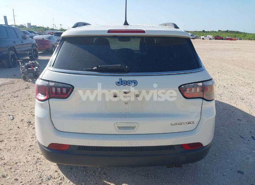 Photo 16 of 2020 Jeep Compass LIMITED FWD (VIN 3C4NJCCB1LT123329)