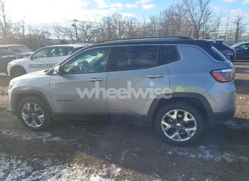 Photo 14 of 2020 Jeep Compass LIMITED FWD (VIN 3C4NJCCB1LT140650)