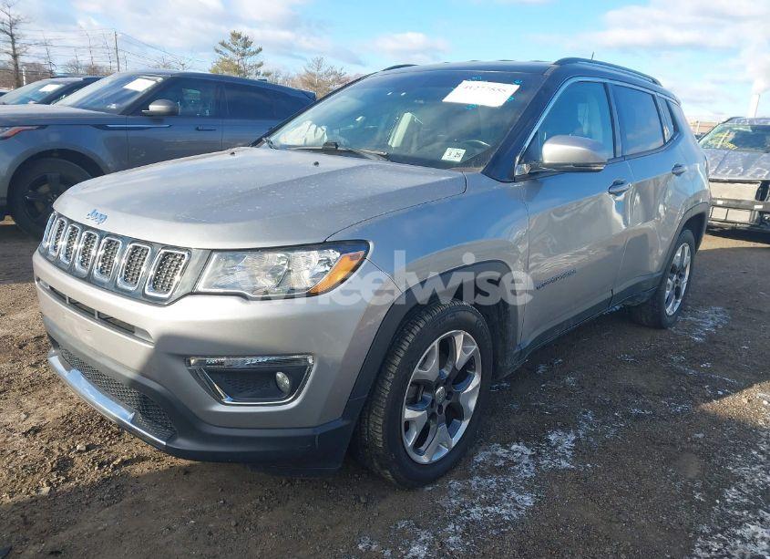 Photo 2 of 2020 Jeep Compass LIMITED FWD (VIN 3C4NJCCB1LT140650)