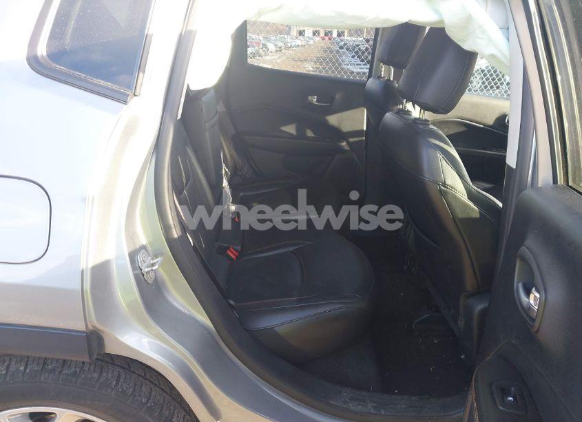 Photo 8 of 2020 Jeep Compass LIMITED FWD (VIN 3C4NJCCB1LT140650)