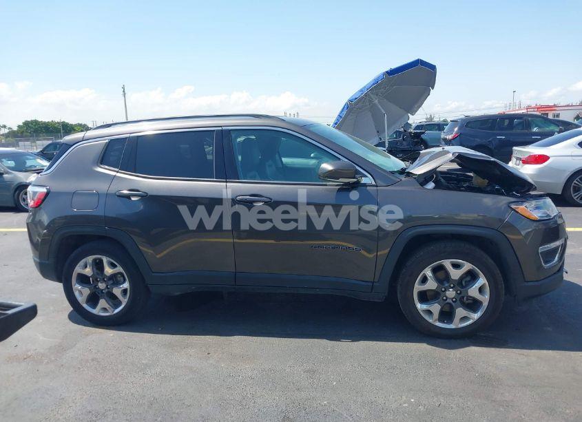 Photo 13 of 2019 Jeep Compass LIMITED FWD (VIN 3C4NJCCB2KT660077)