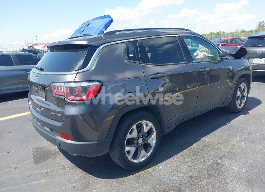Photo 4 of 2019 Jeep Compass LIMITED FWD (VIN 3C4NJCCB2KT660077)
