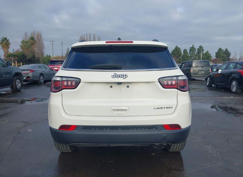 Photo 16 of 2019 Jeep Compass LIMITED FWD (VIN 3C4NJCCB2KT777853)