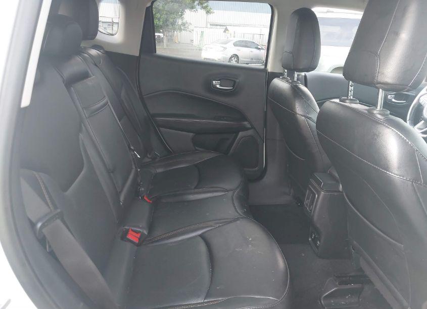 Photo 8 of 2019 Jeep Compass LIMITED FWD (VIN 3C4NJCCB2KT777853)