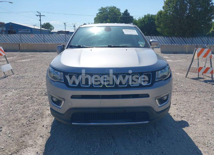 Photo 11 of 2020 Jeep Compass LIMITED FWD (VIN 3C4NJCCB2LT179702)