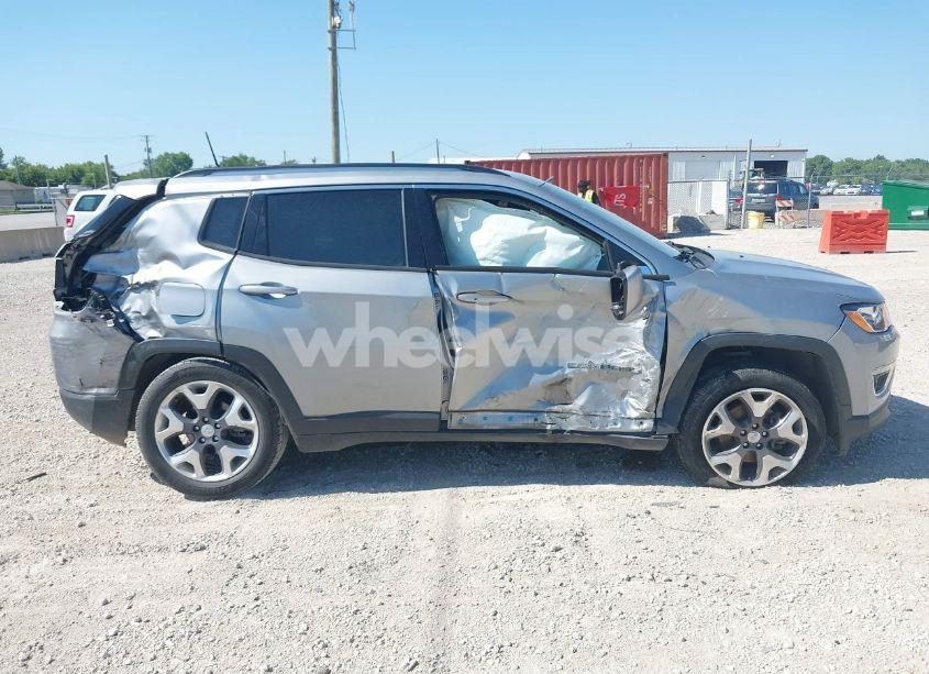 Photo 12 of 2020 Jeep Compass LIMITED FWD (VIN 3C4NJCCB2LT179702)