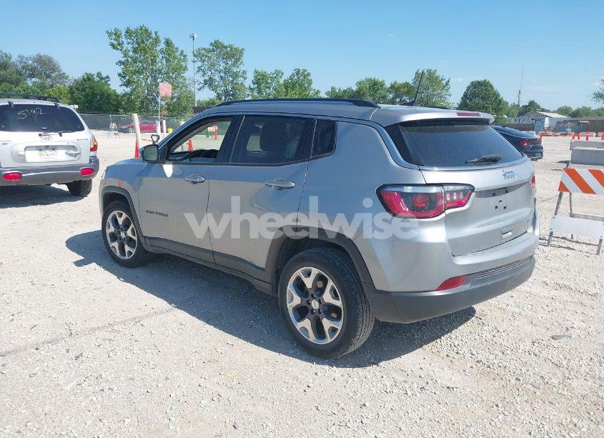 Photo 3 of 2020 Jeep Compass LIMITED FWD (VIN 3C4NJCCB2LT179702)