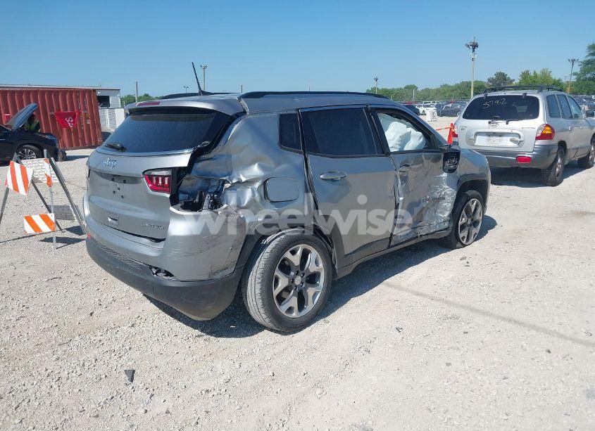 Photo 4 of 2020 Jeep Compass LIMITED FWD (VIN 3C4NJCCB2LT179702)