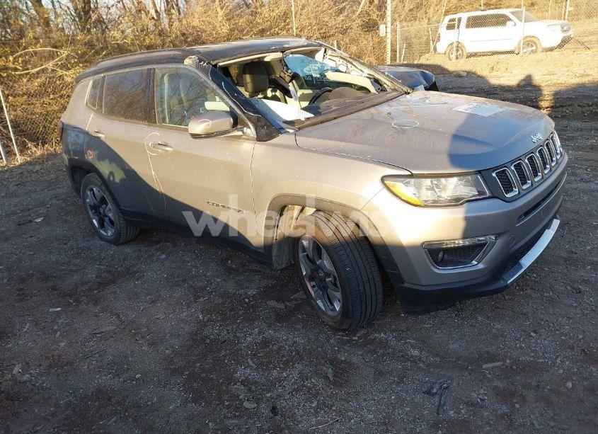 2020 Jeep Compass LIMITED FWD (VIN 3C4NJCCB3LT150578) main photo