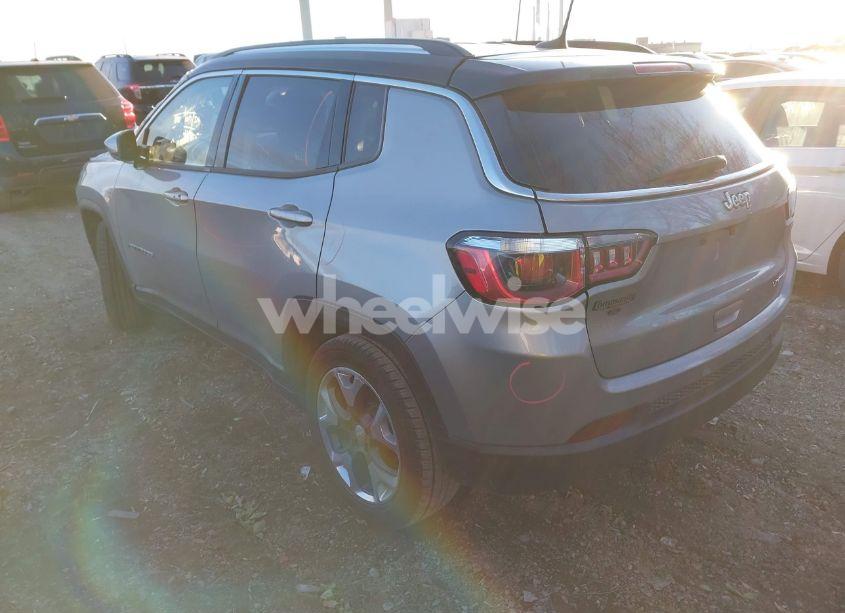 Photo 3 of 2020 Jeep Compass LIMITED FWD (VIN 3C4NJCCB3LT150578)