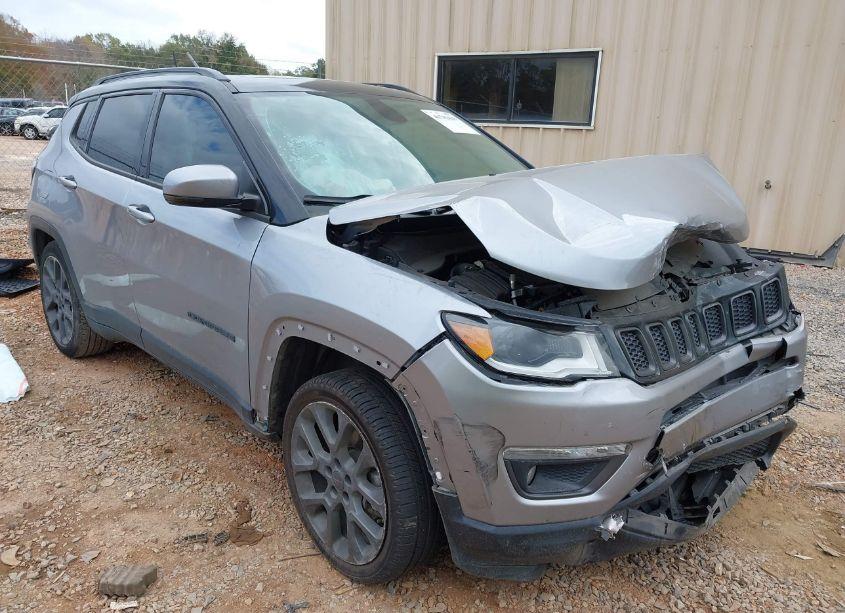2019 Jeep Compass HIGH ALTITUDE FWD (VIN 3C4NJCCB4KT667564) main photo
